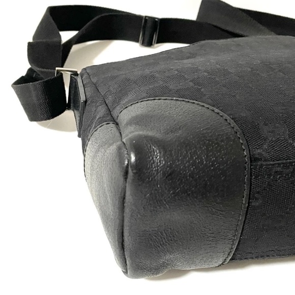 Gucci Black Monogram Messenger Bag - Picture 9 of 16